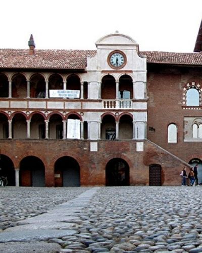 Palazzo del Broletto Pavia